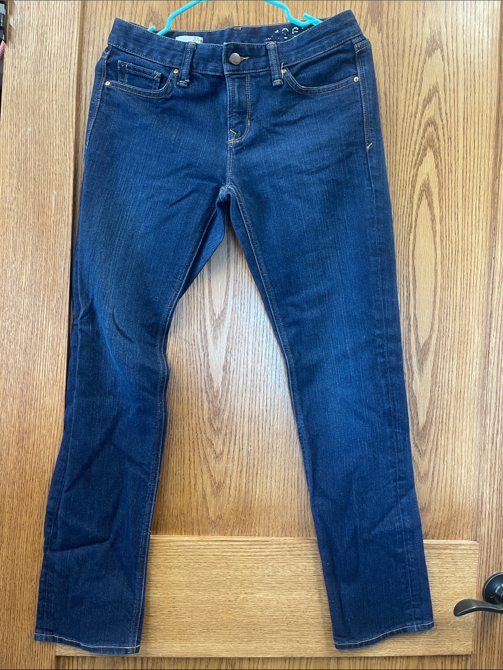 GAP Women’s Dark Blue Straight Leg Jeans